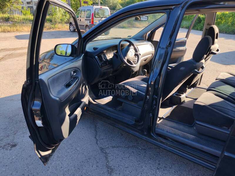 Mazda MPV 