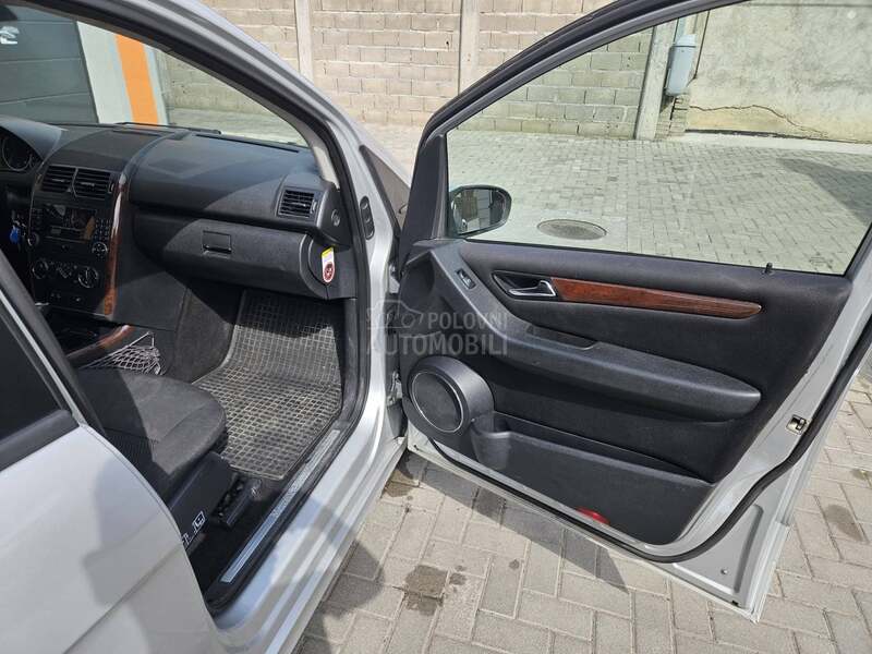 Mercedes Benz A 180 