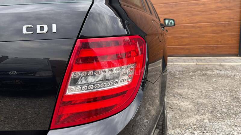 Mercedes Benz C 180 2.1 CDi ELEGANCE