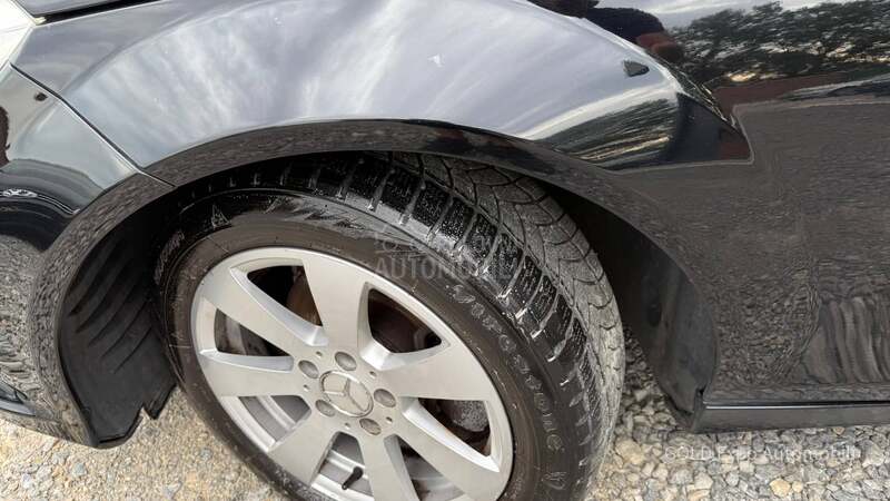 Mercedes Benz C 180 2.1 CDi ELEGANCE