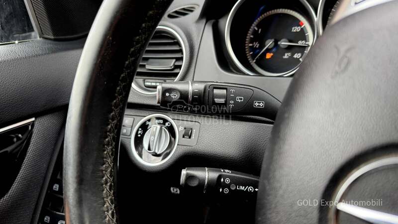 Mercedes Benz C 180 2.1 CDi ELEGANCE