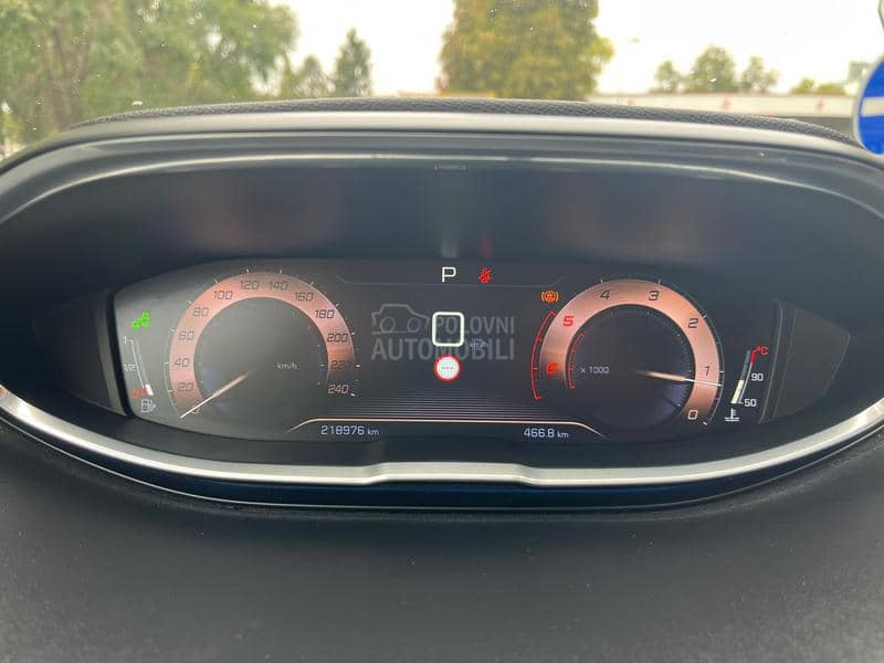 Peugeot 3008 1.6BHDI GT line