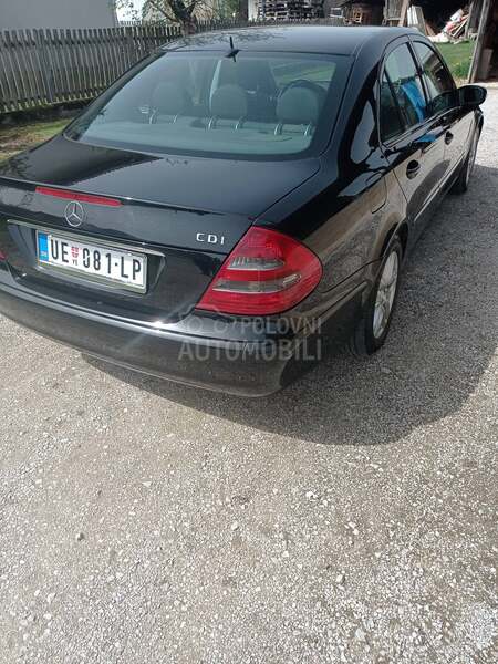 Mercedes Benz E 200 2.2 eleganc
