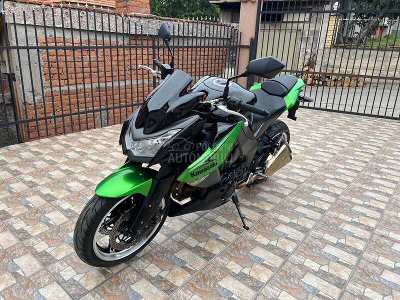 Kawasaki Z1000