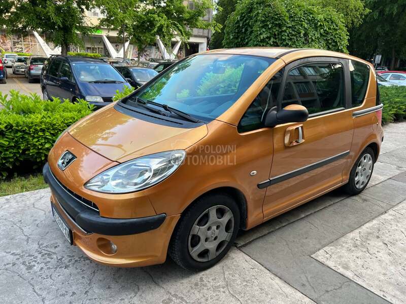 Peugeot 1007 