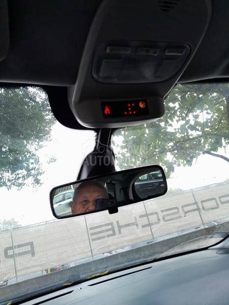 Peugeot 5008 1.6 HDI