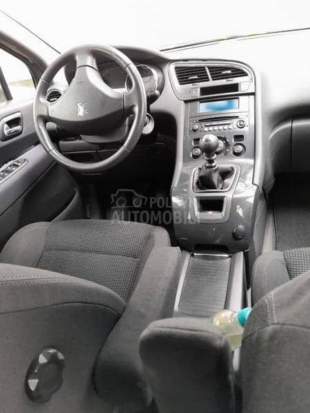 Peugeot 5008 1.6 HDI