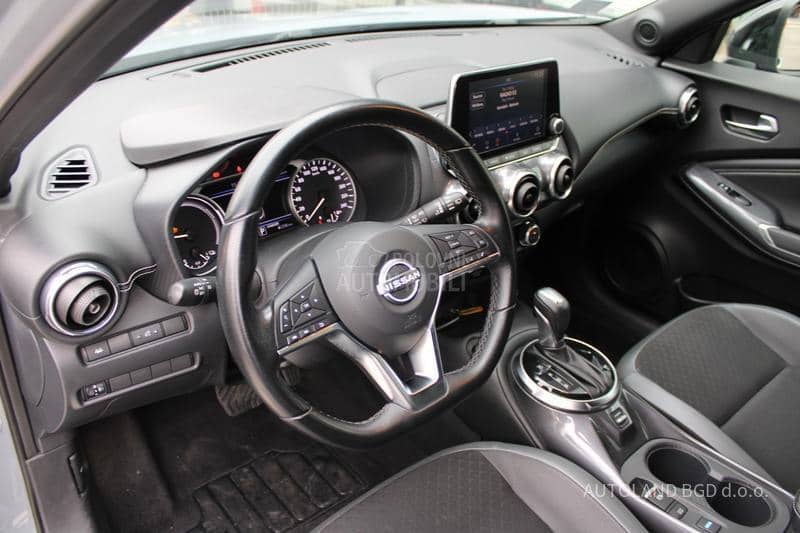 Nissan Juke 1.6 Hybrid DCT
