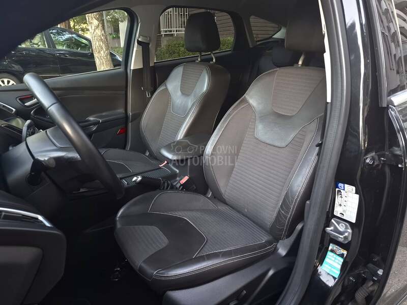 Ford Focus 1.6tdci TITANIUM