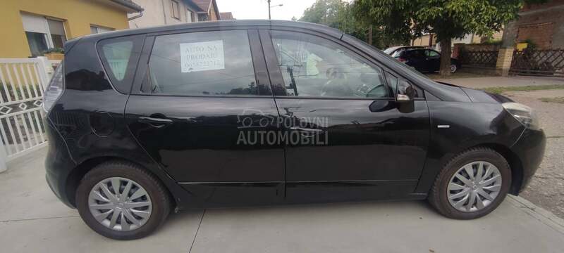 Renault Scenic 1.2