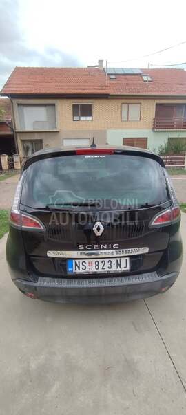 Renault Scenic 1.2