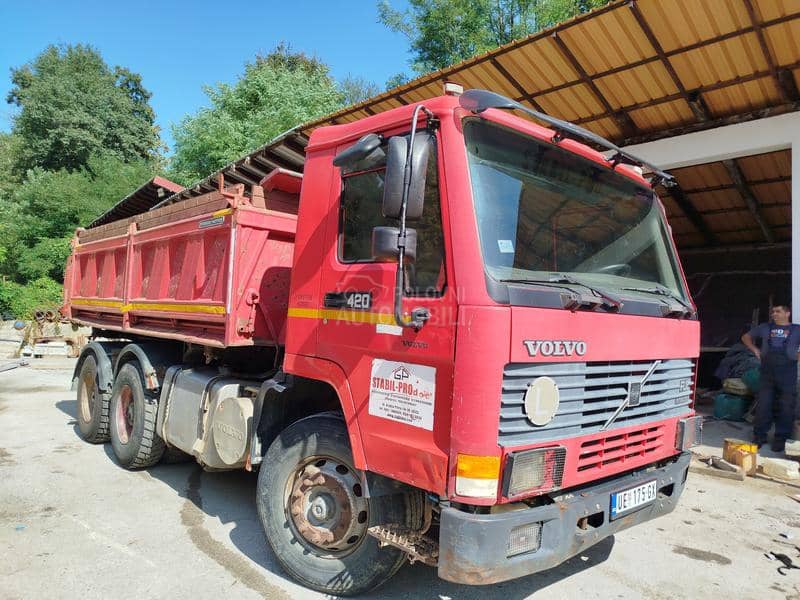 Volvo FL 12 6x4