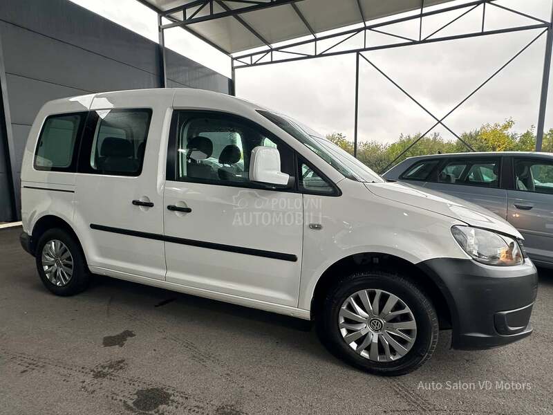 Volkswagen Caddy 1.6 TDI N1 5 sed