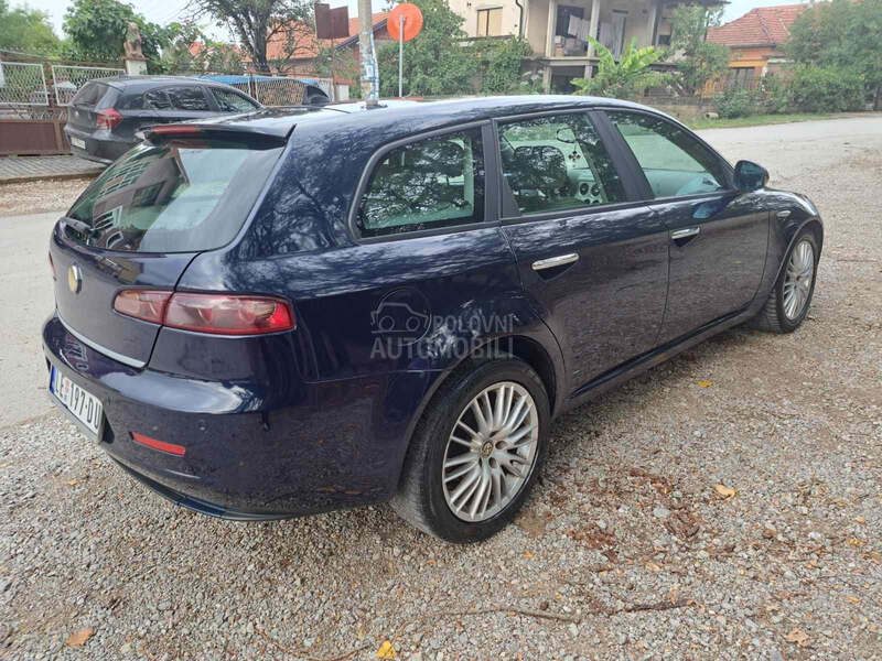 Alfa Romeo 159 