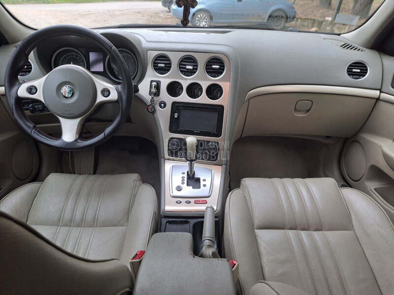 Alfa Romeo 159 
