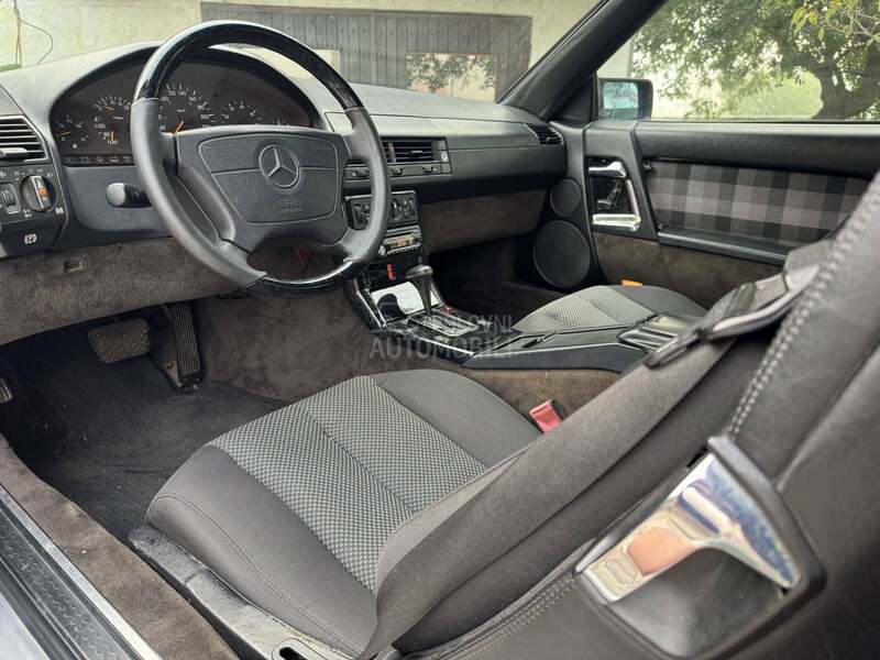 Mercedes Benz SL 300 
