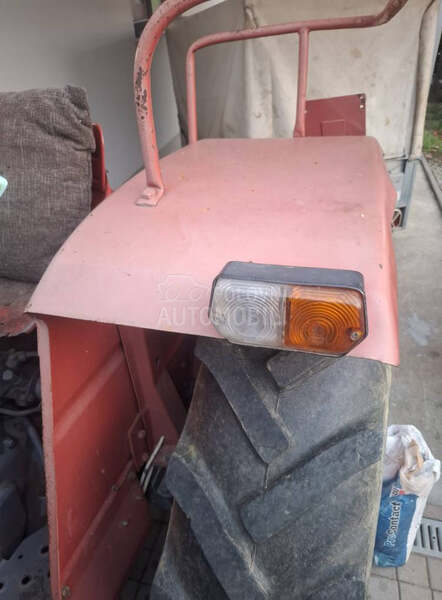 Universal UTV 445