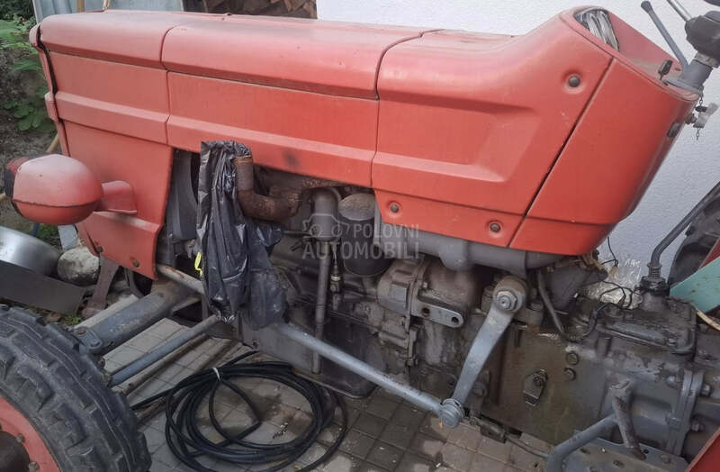 Universal UTV 445
