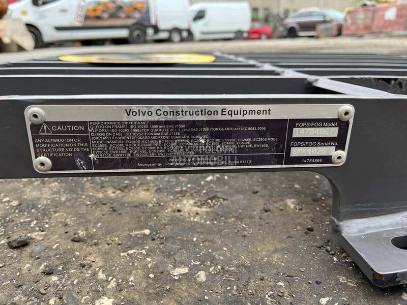 Volvo zaštitna mreža za kabinu