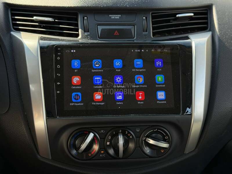 Nissan Navara Teretno/Kamera/Nav