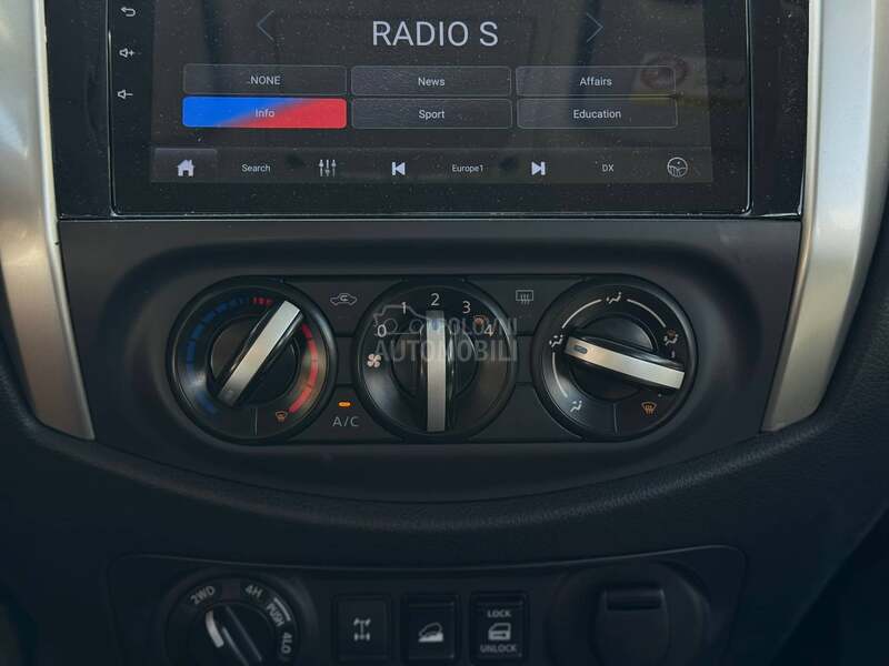 Nissan Navara Teretno/Kamera/Nav