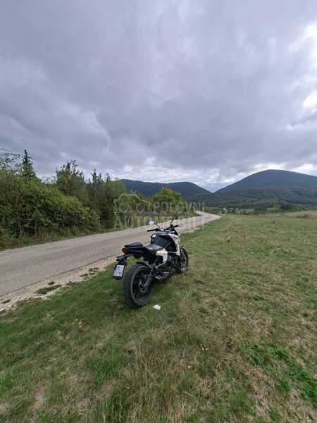 CFMOTO 650 NK