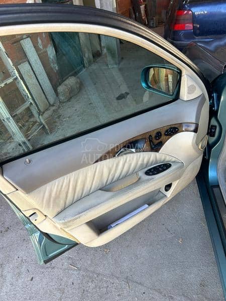 Mercedes Benz E 220 w211