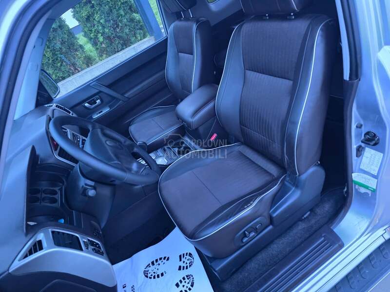 Mitsubishi Pajero 3.2 DID   -N.O.V.-
