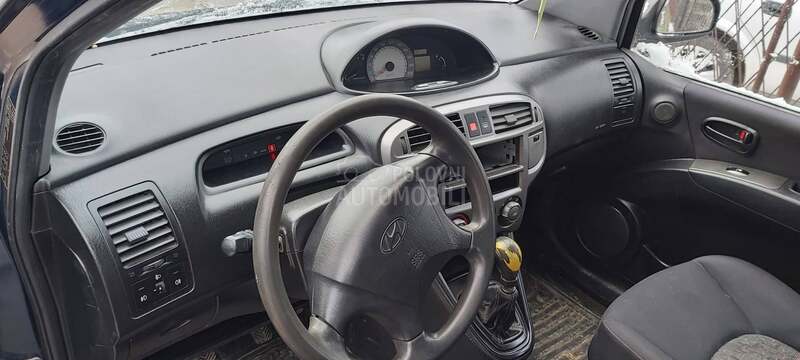 Hyundai Matrix 2005. god. -  kompletan auto u delovima