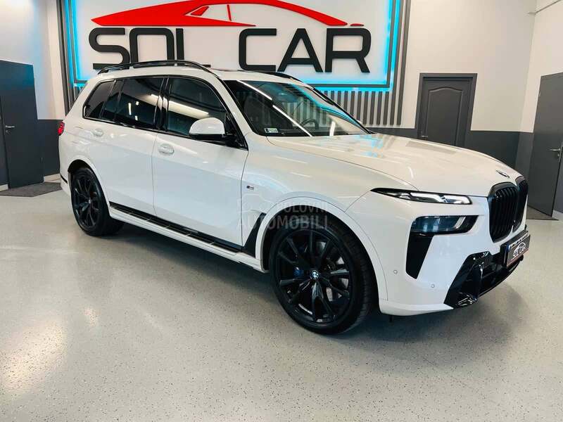 BMW X7 40d/M/ICONIC/massage