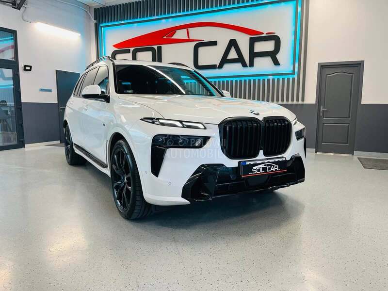 BMW X7 40d/M/ICONIC/massage