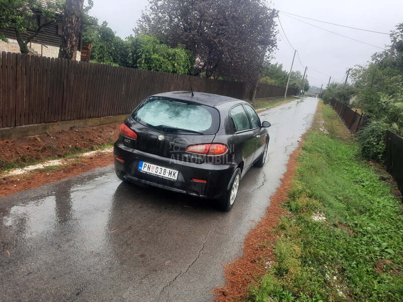 Alfa Romeo 147 