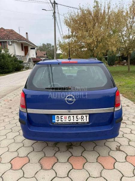 Opel Astra H 1.6