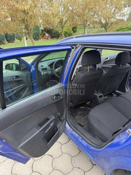 Opel Astra H 1.6