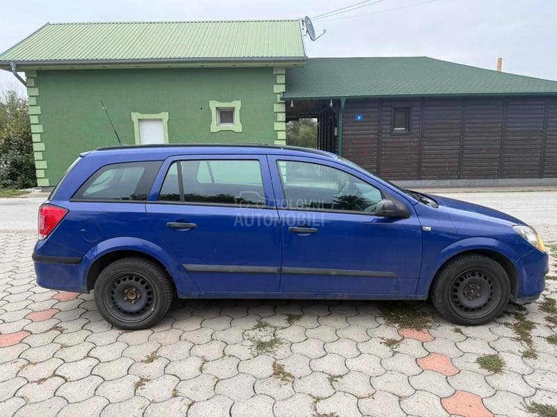 Opel Astra H 1.6