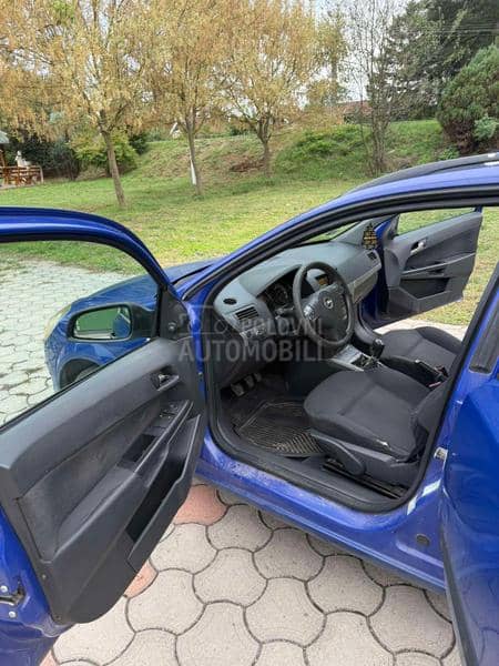 Opel Astra H 1.6