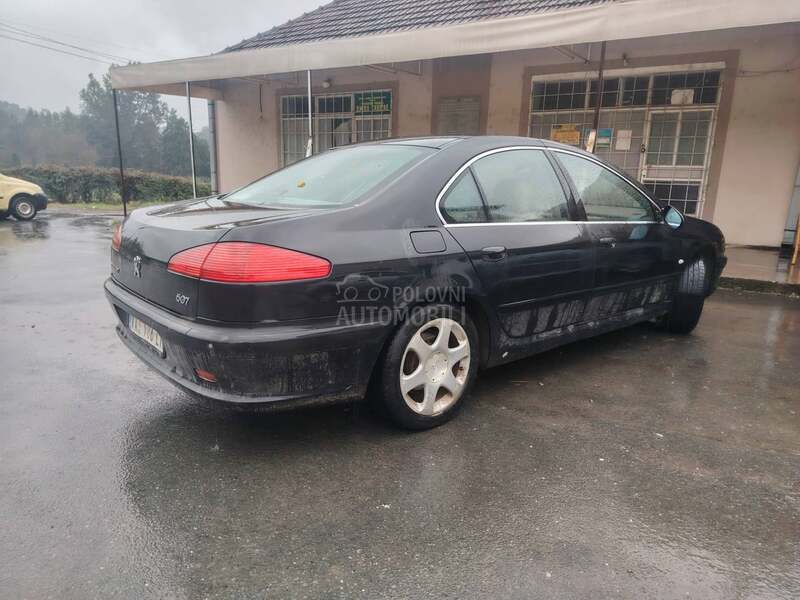 Peugeot 607 