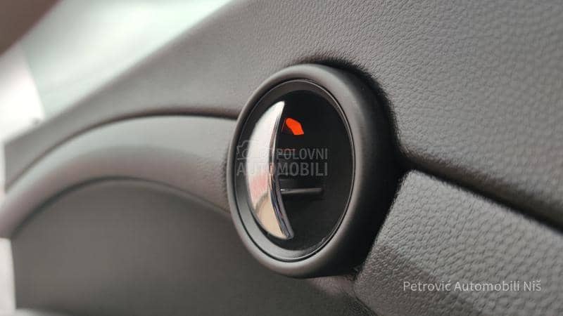 MINI Cooper 1.6 D //SPORT PLUS//
