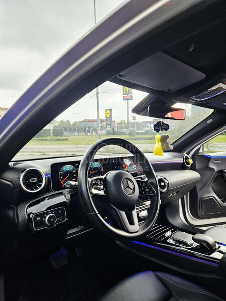 Mercedes Benz A 180 1.5
