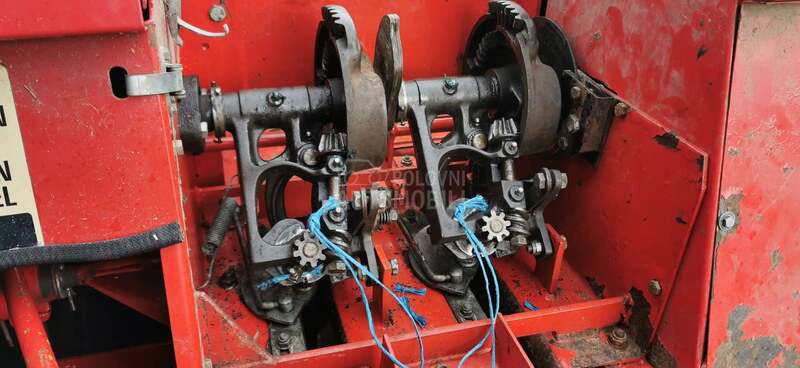 Vicon 553