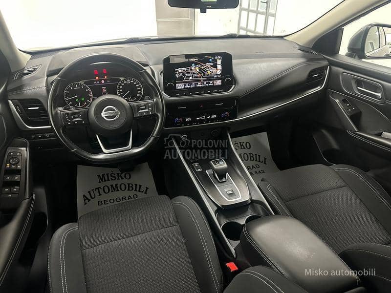 Nissan Qashqai 1.3 Hybrid Kam 360 Nissan Qashqai 1.3 Hybrid Kam 360