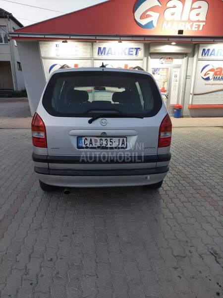 Opel Zafira 