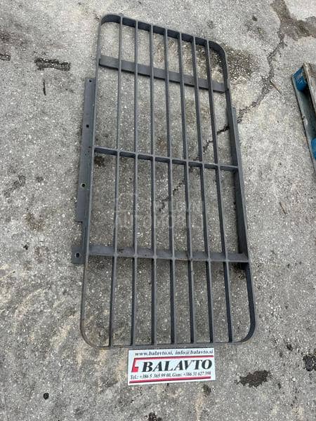 Volvo zaštitna mreža za kabinu