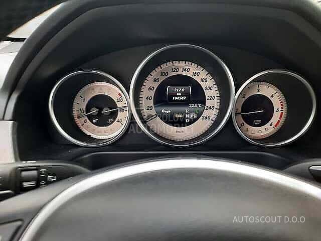 Mercedes Benz E 250 amg 4 matic