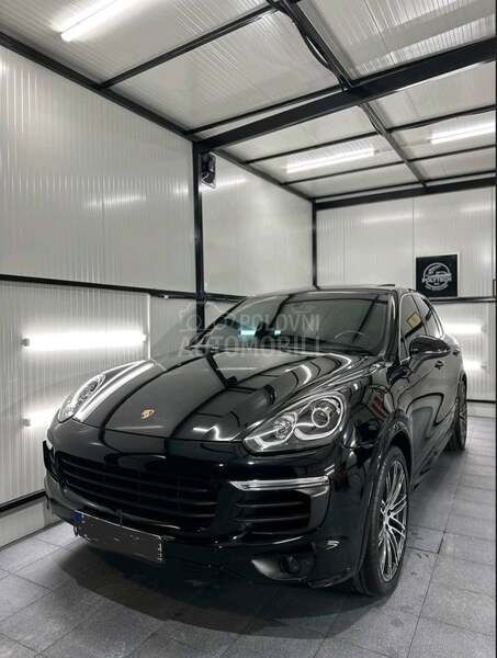 Porsche Cayenne 