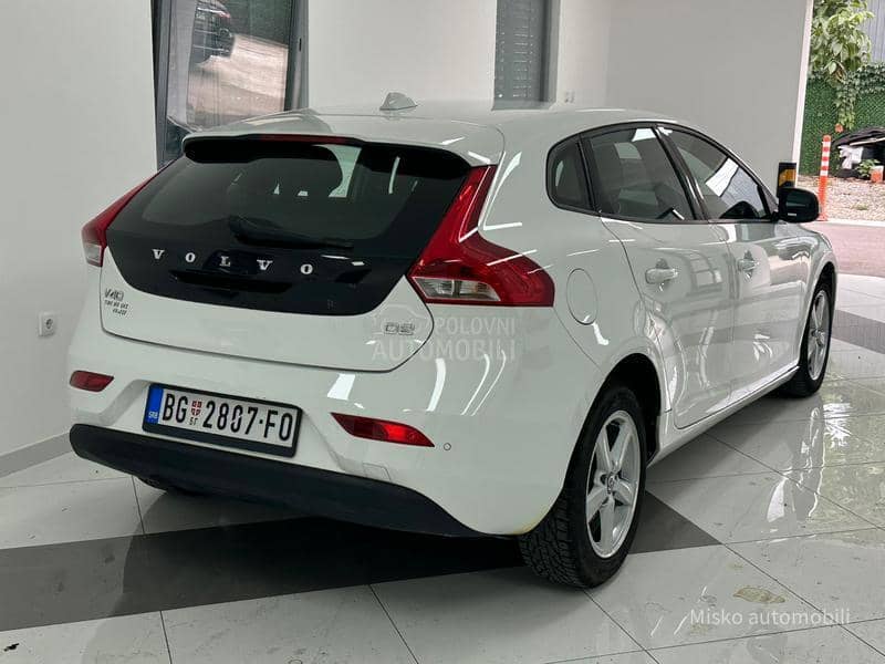 Volvo V40 1.6 D Auto Nav