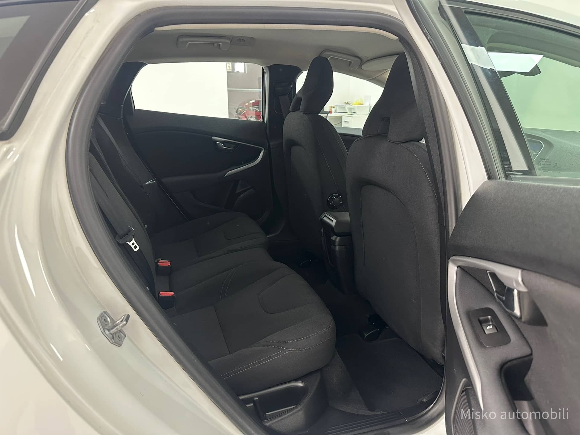Volvo V40 1.6 D Auto Nav
