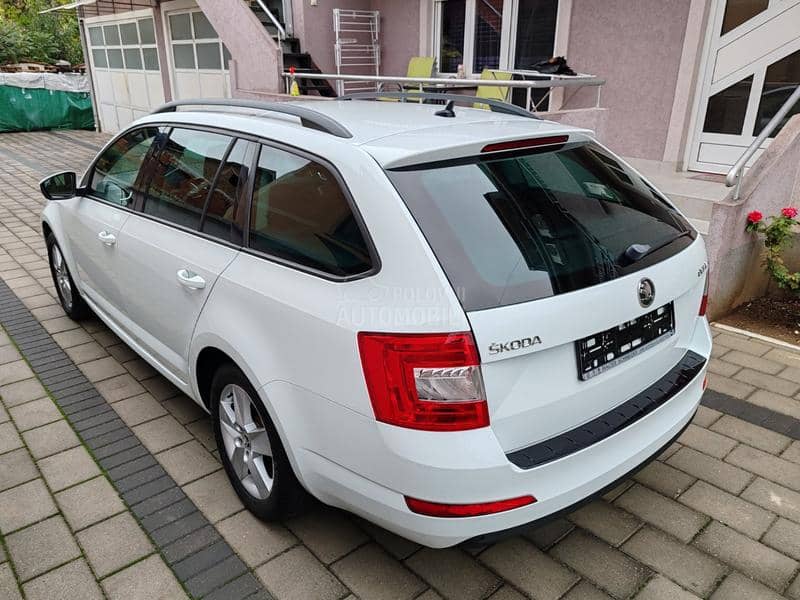 Škoda Octavia 1.4 metan FABRIKA