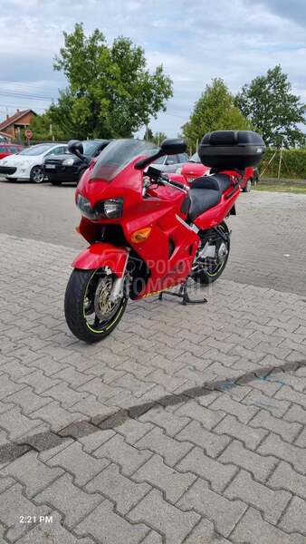 Honda VFR 800
