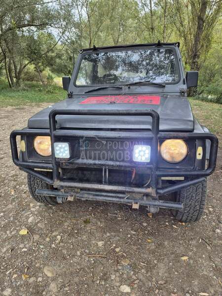 Suzuki SJ Samurai samurai